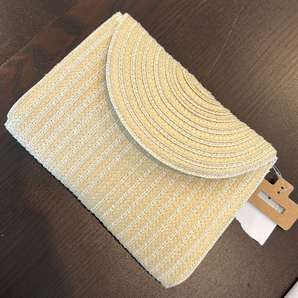 Bee Line Group Crossbody Bag - perfect for summer!